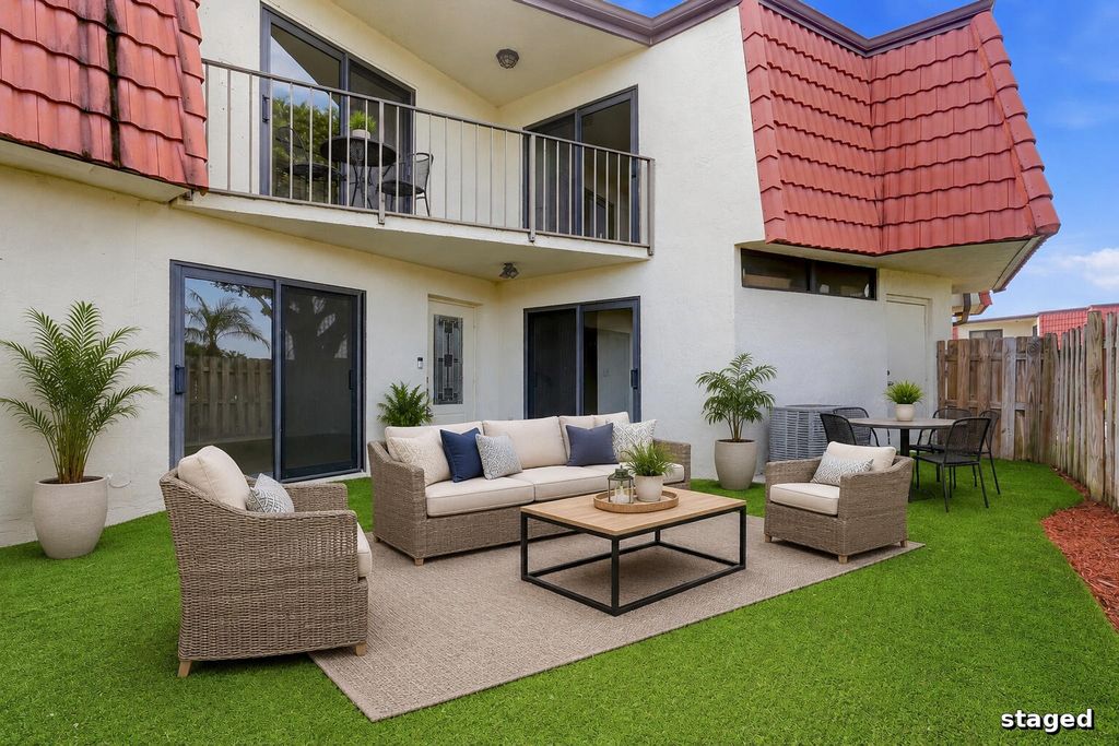 3801 VICTORIA Drive, West Palm Beach, FL 33406