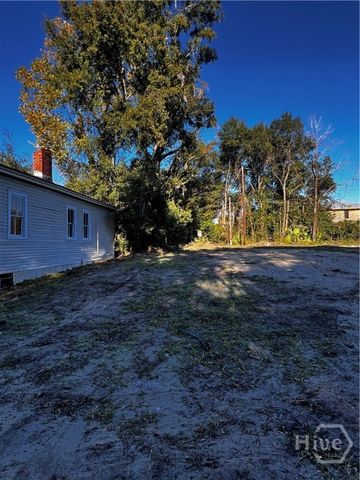 1018 W 38th Street, Savannah, GA 31415
