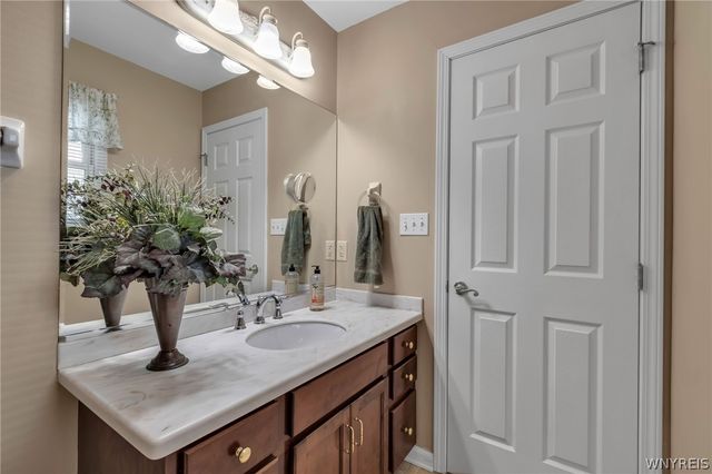 2650 Patel Drive, Wheatfield, NY 14304