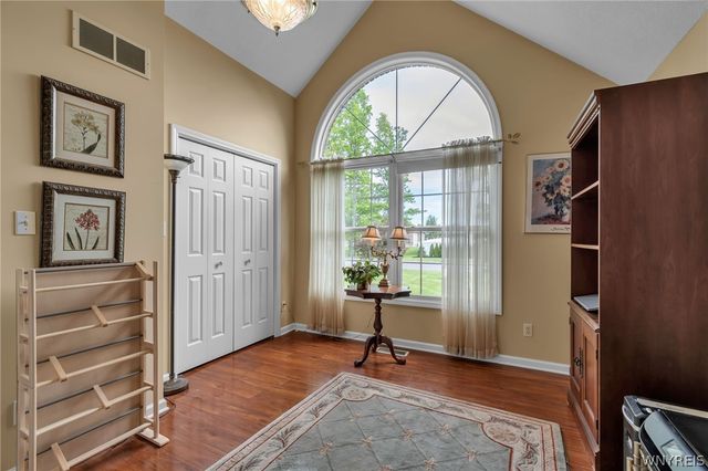 2650 Patel Drive, Wheatfield, NY 14304