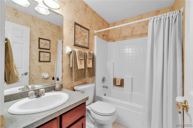 2650 Patel Drive, Wheatfield, NY 14304