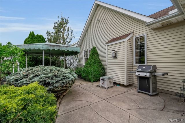 2650 Patel Drive, Wheatfield, NY 14304
