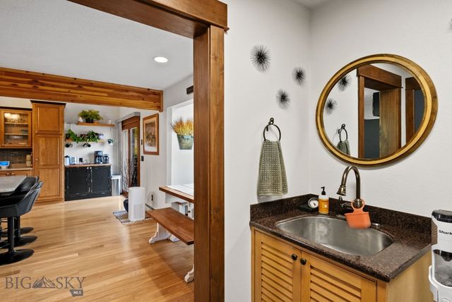1306 Robin Lane, Bozeman, MT 59715