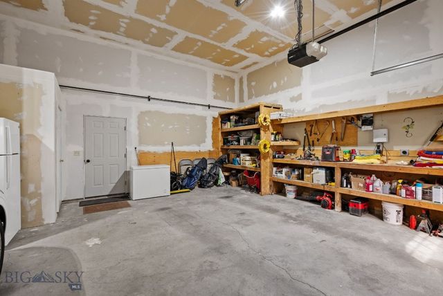 1306 Robin Lane, Bozeman, MT 59715