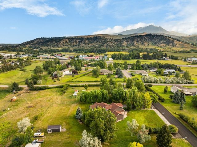 1306 Robin Lane, Bozeman, MT 59715