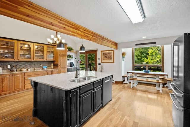 1306 Robin Lane, Bozeman, MT 59715