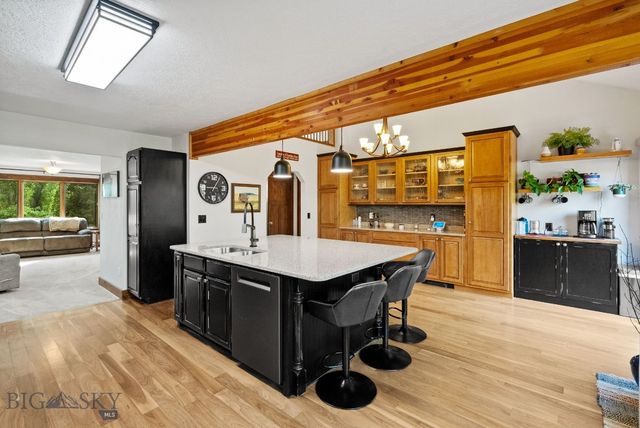 1306 Robin Lane, Bozeman, MT 59715