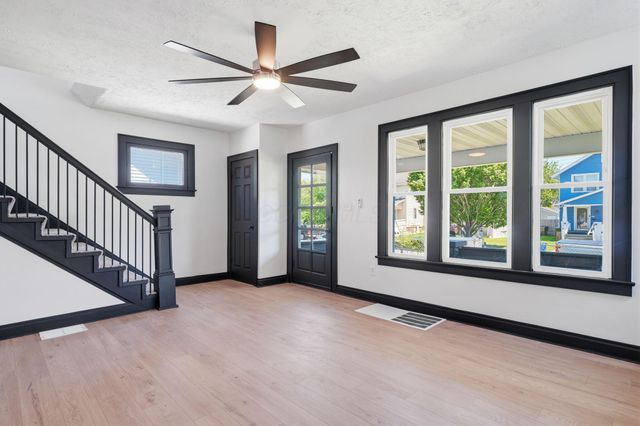 107 N Powell Avenue, Columbus, OH 43204