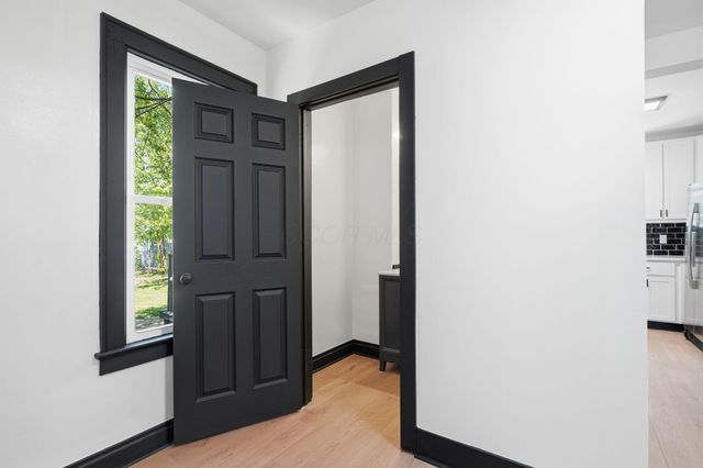 107 N Powell Avenue, Columbus, OH 43204