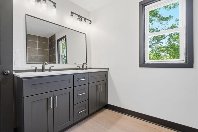 107 N Powell Avenue, Columbus, OH 43204