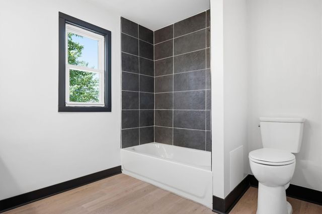 107 N Powell Avenue, Columbus, OH 43204