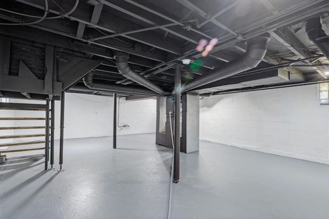 107 N Powell Avenue, Columbus, OH 43204