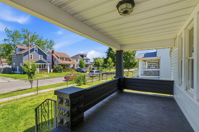 107 N Powell Avenue, Columbus, OH 43204
