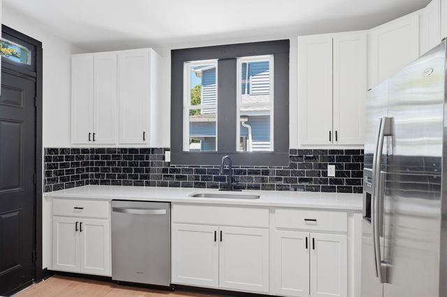 107 N Powell Avenue, Columbus, OH 43204