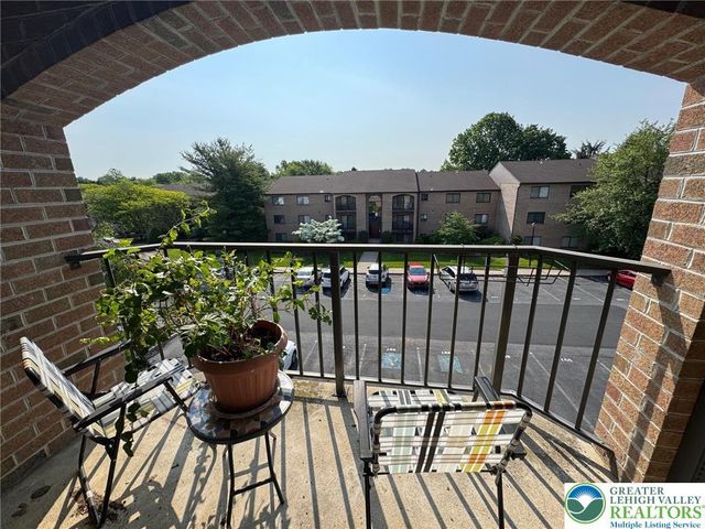 895 Cold Spring Road 12, Allentown City, PA 18103
