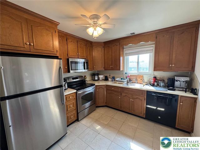 895 Cold Spring Road 12, Allentown City, PA 18103
