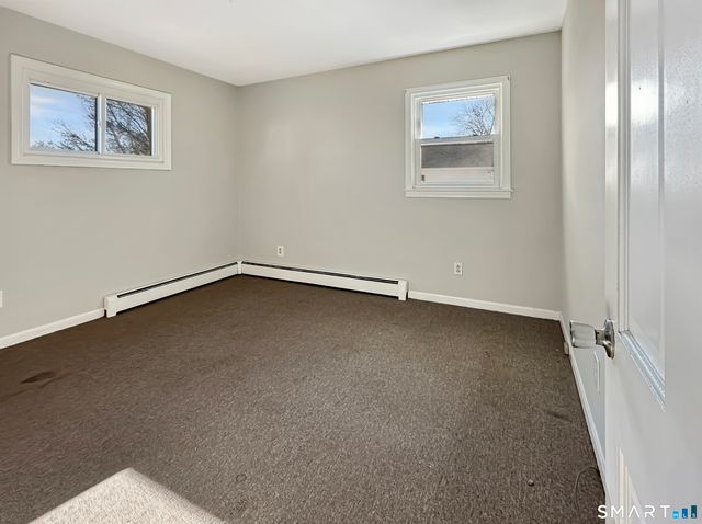 61 Smith Street, East Lyme, CT 06357