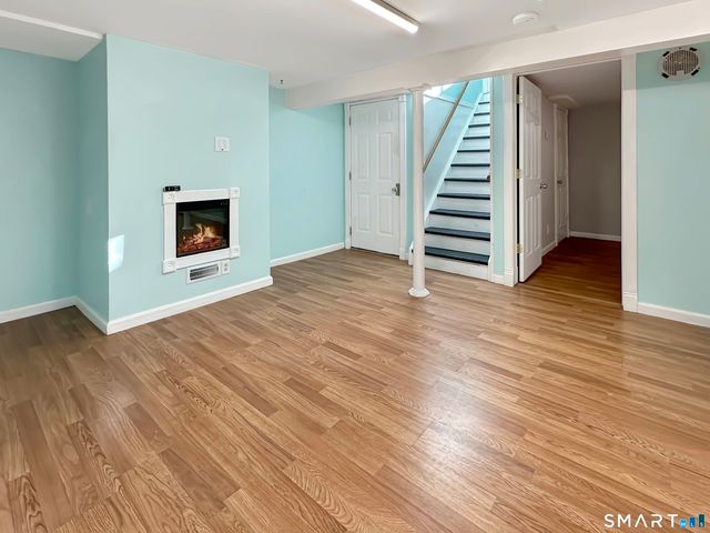 61 Smith Street, East Lyme, CT 06357