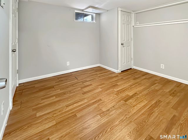 61 Smith Street, East Lyme, CT 06357