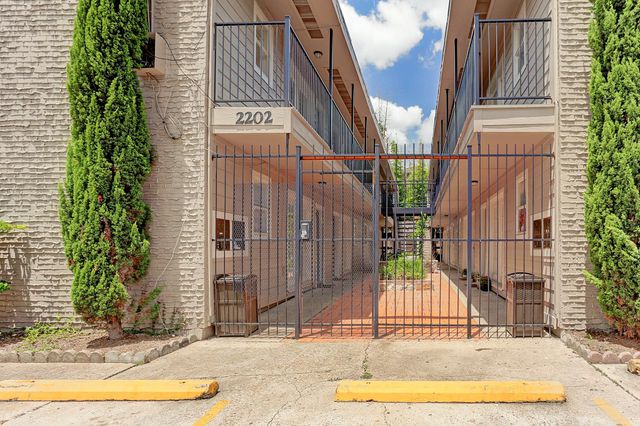 2202 Park Street 1, Houston, TX 77019