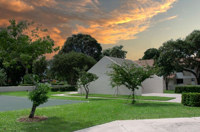 503 Gardens Drive 101, Pompano Beach, FL 33069