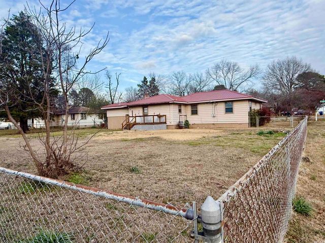 729 Fairview Street, Conway, AR 72034