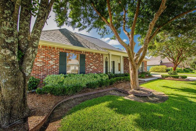 109 Webre Dr, Thibodaux, LA 70301