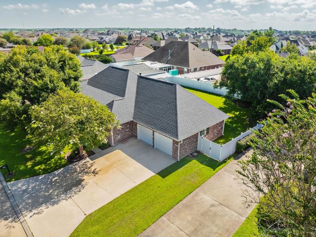 109 Webre Dr, Thibodaux, LA 70301