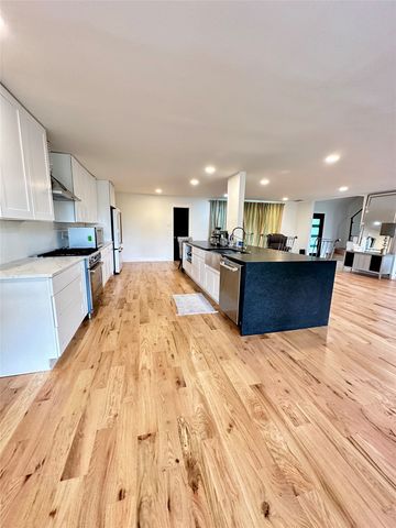 7806 Rolling Acres Drive, Dallas, TX 75248