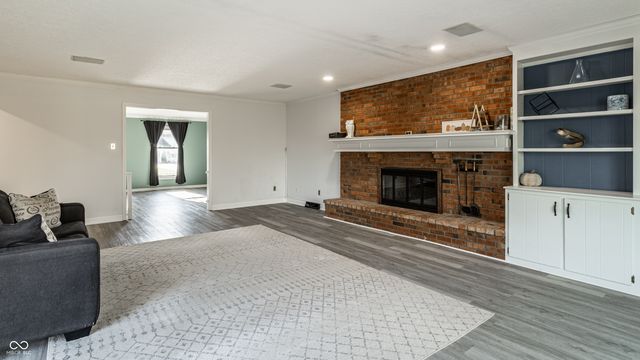 12216 Castle Row Overlook, Carmel, IN 46033