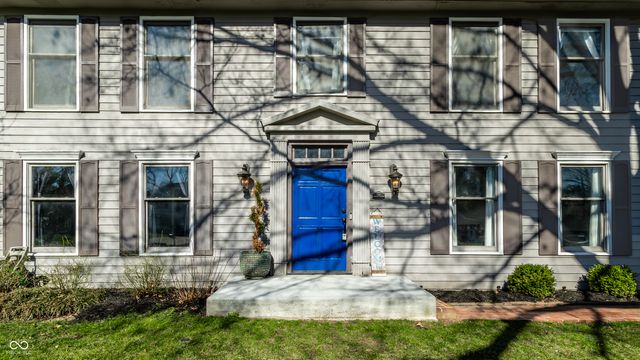 12216 Castle Row Overlook, Carmel, IN 46033