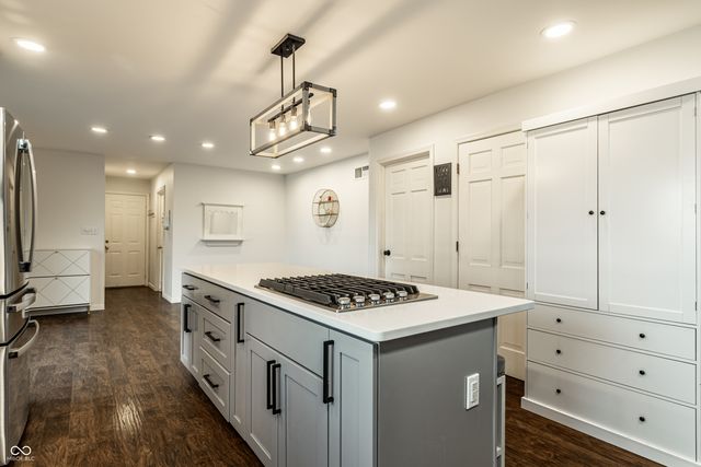 12216 Castle Row Overlook, Carmel, IN 46033