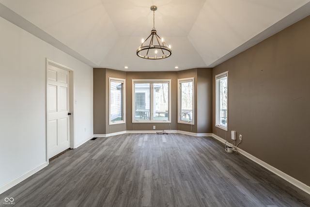 12216 Castle Row Overlook, Carmel, IN 46033