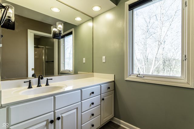 12216 Castle Row Overlook, Carmel, IN 46033