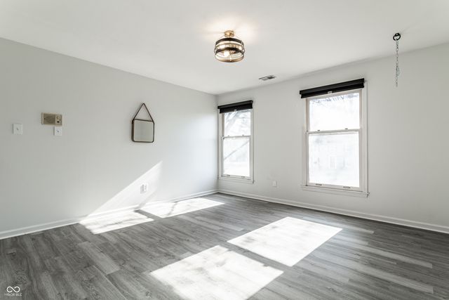 12216 Castle Row Overlook, Carmel, IN 46033