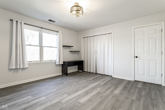 12216 Castle Row Overlook, Carmel, IN 46033