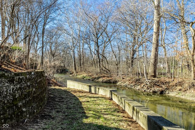 12216 Castle Row Overlook, Carmel, IN 46033