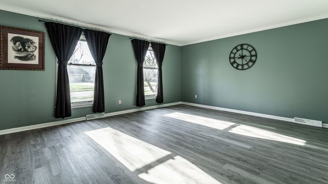 12216 Castle Row Overlook, Carmel, IN 46033