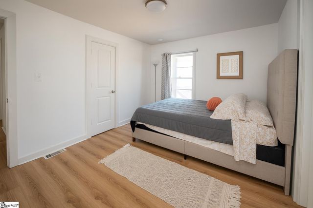 235 S Blackstock Road, Spartanburg, SC 29301