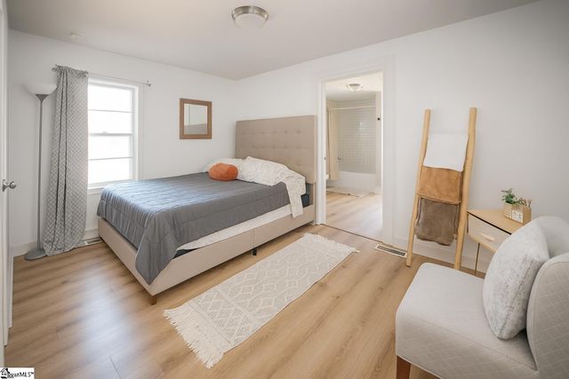 235 S Blackstock Road, Spartanburg, SC 29301