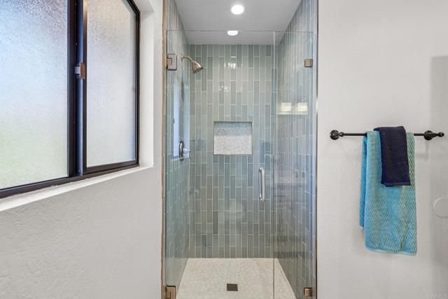 2918 Los Campos Drive, Fallbrook, CA 92028