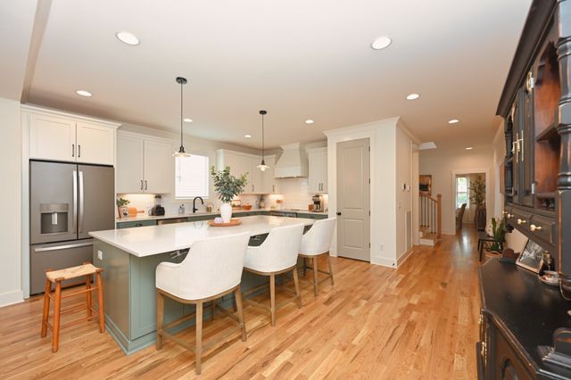 405B S 10th St, Nashville, TN 37206