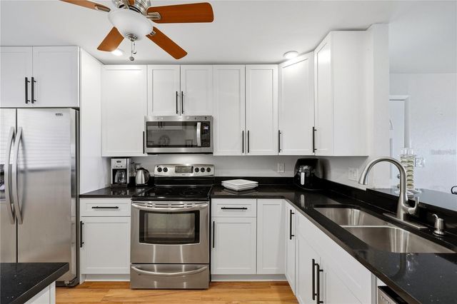 7400 SUNSHINE SKYWAY LANE S 111, St Petersburg, FL 33711