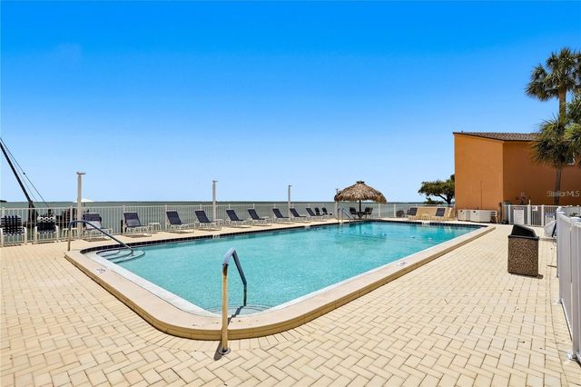 7400 SUNSHINE SKYWAY LANE S 111, St Petersburg, FL 33711