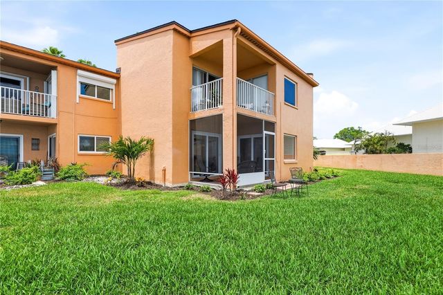 7400 SUNSHINE SKYWAY LANE S 111, St Petersburg, FL 33711