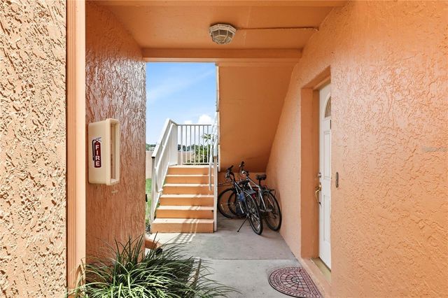 7400 SUNSHINE SKYWAY LANE S 111, St Petersburg, FL 33711