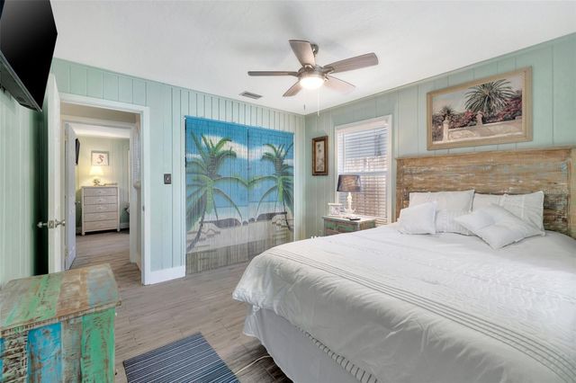 340 78TH AVENUE, St Pete Beach, FL 33706