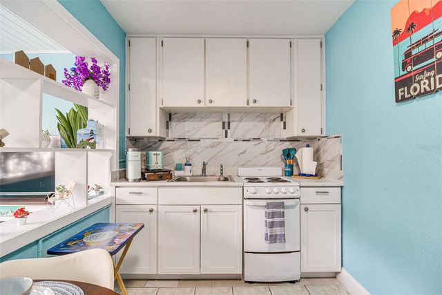 340 78TH AVENUE, St Pete Beach, FL 33706