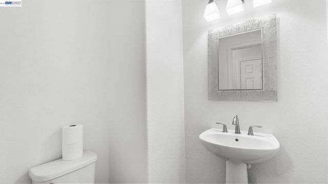 1200 1200 Stonecrest Ln, Concord, CA 94518