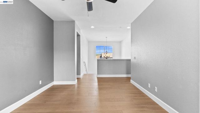 1200 1200 Stonecrest Ln, Concord, CA 94518